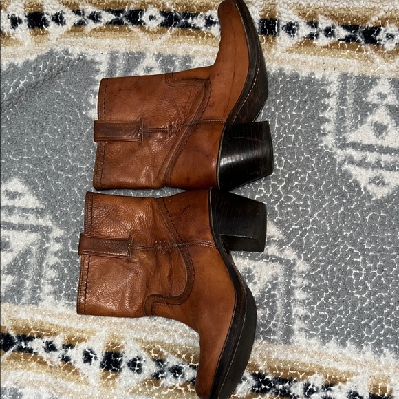 Frye brown leather ankle boots - Picture 7 of 10